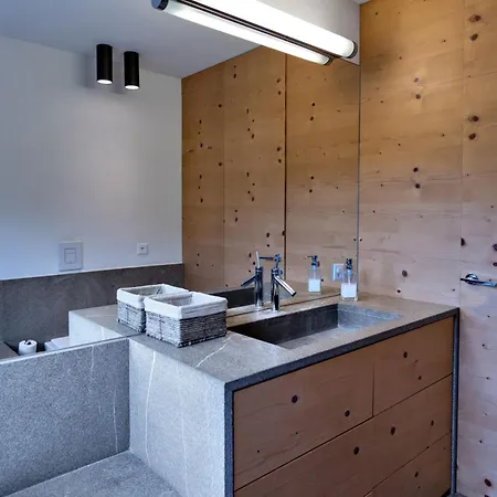 Chesa Gravules - Apartamento La Punt-Chamues-ch